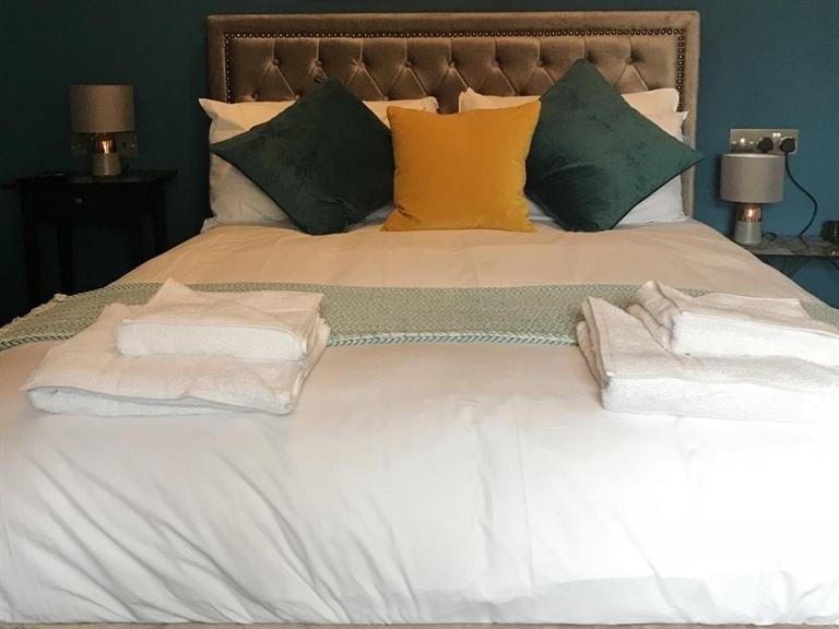 No.16 Ξενοδοχείο Seaham Δωμάτιο φωτογραφία A bed with a headboard